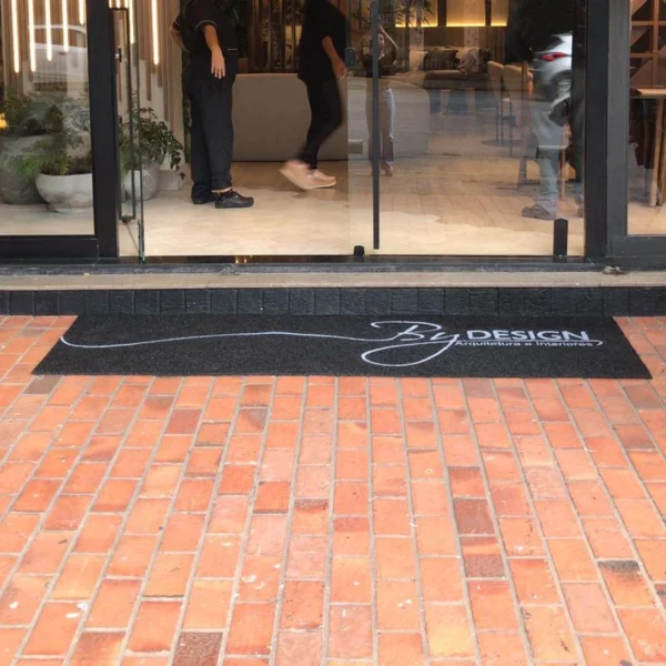Tapete personalizado para frente de loja