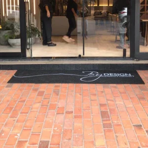 Tapete personalizado para frente de loja